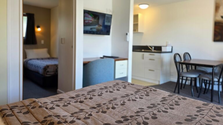 Airways Motel Family One Bedroom